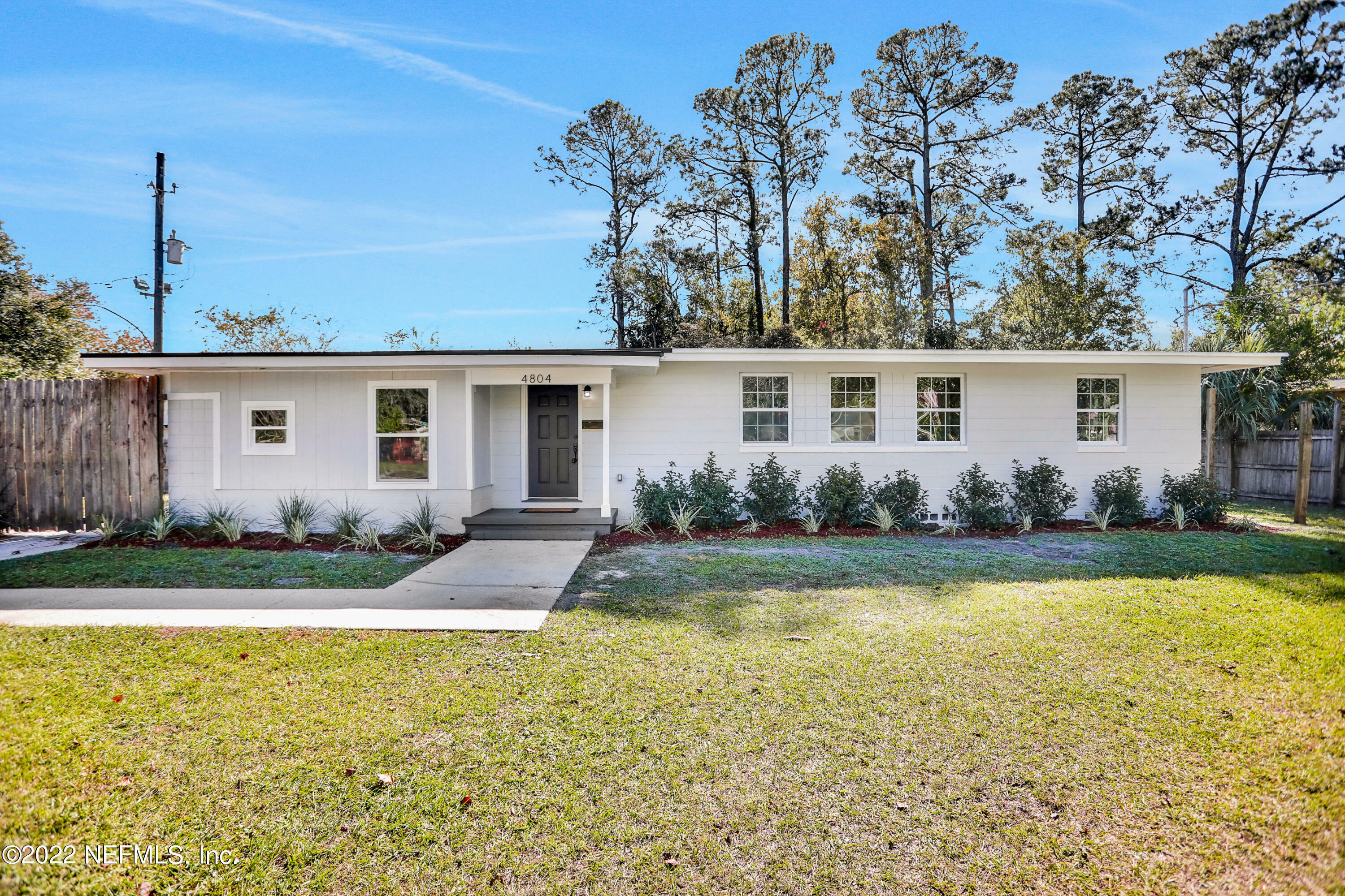 Property Photo:  4804 Ortega Hills Drive  FL 32244 