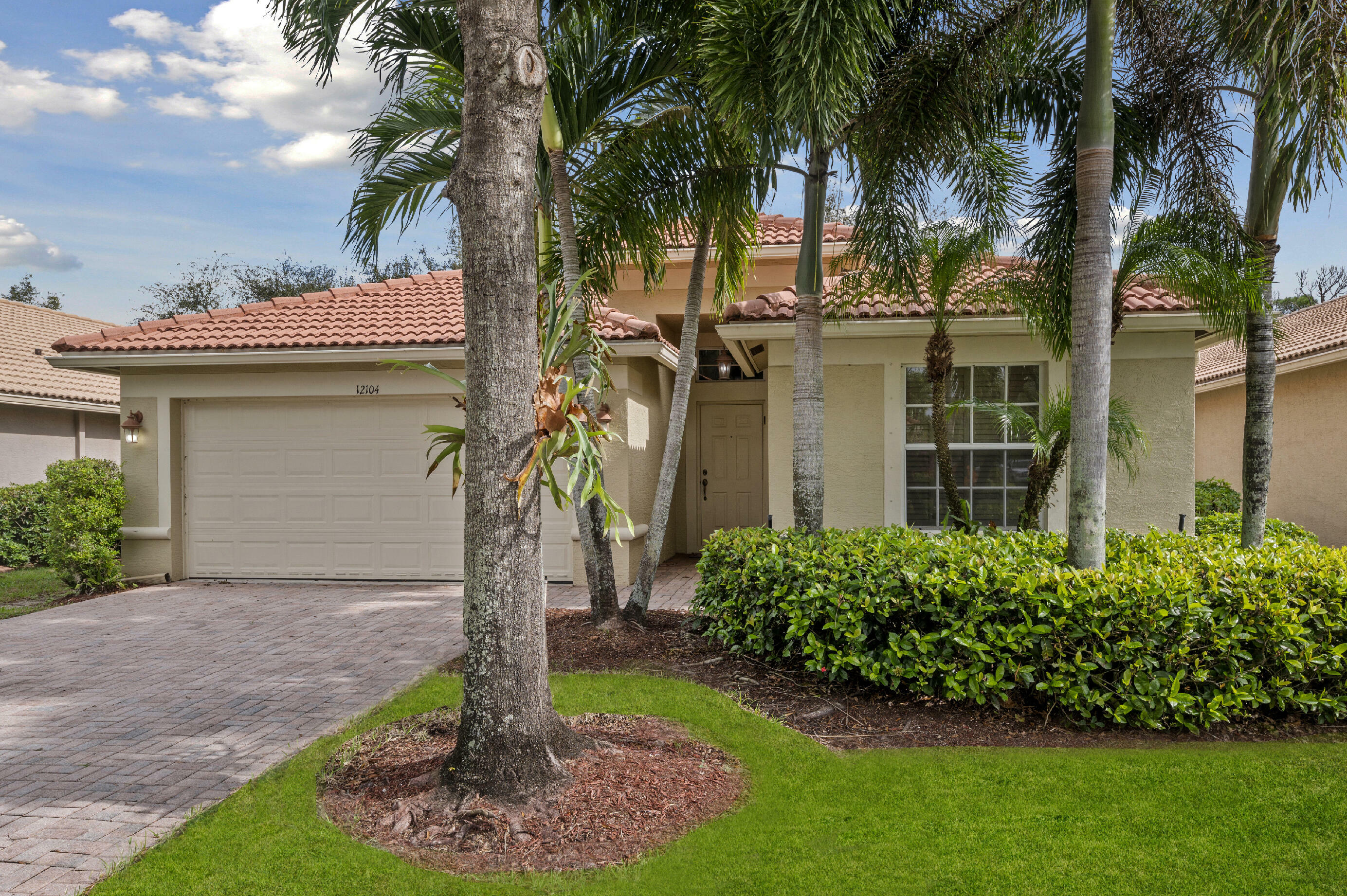 Property Photo:  12104 La Vita Way  FL 33437 