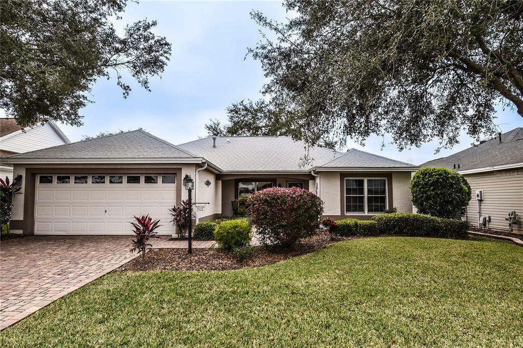 Property Photo:  712 Castleberry Circle  FL 32162 