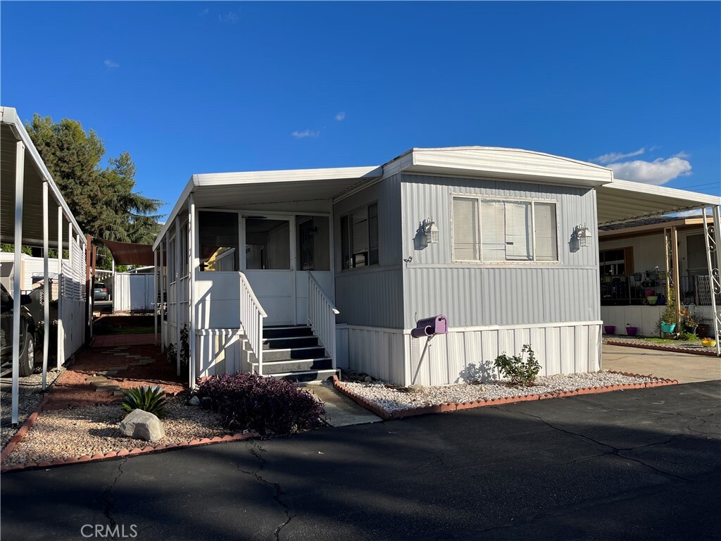 Property Photo: 1255 Amethyst Street 12 CA 92359