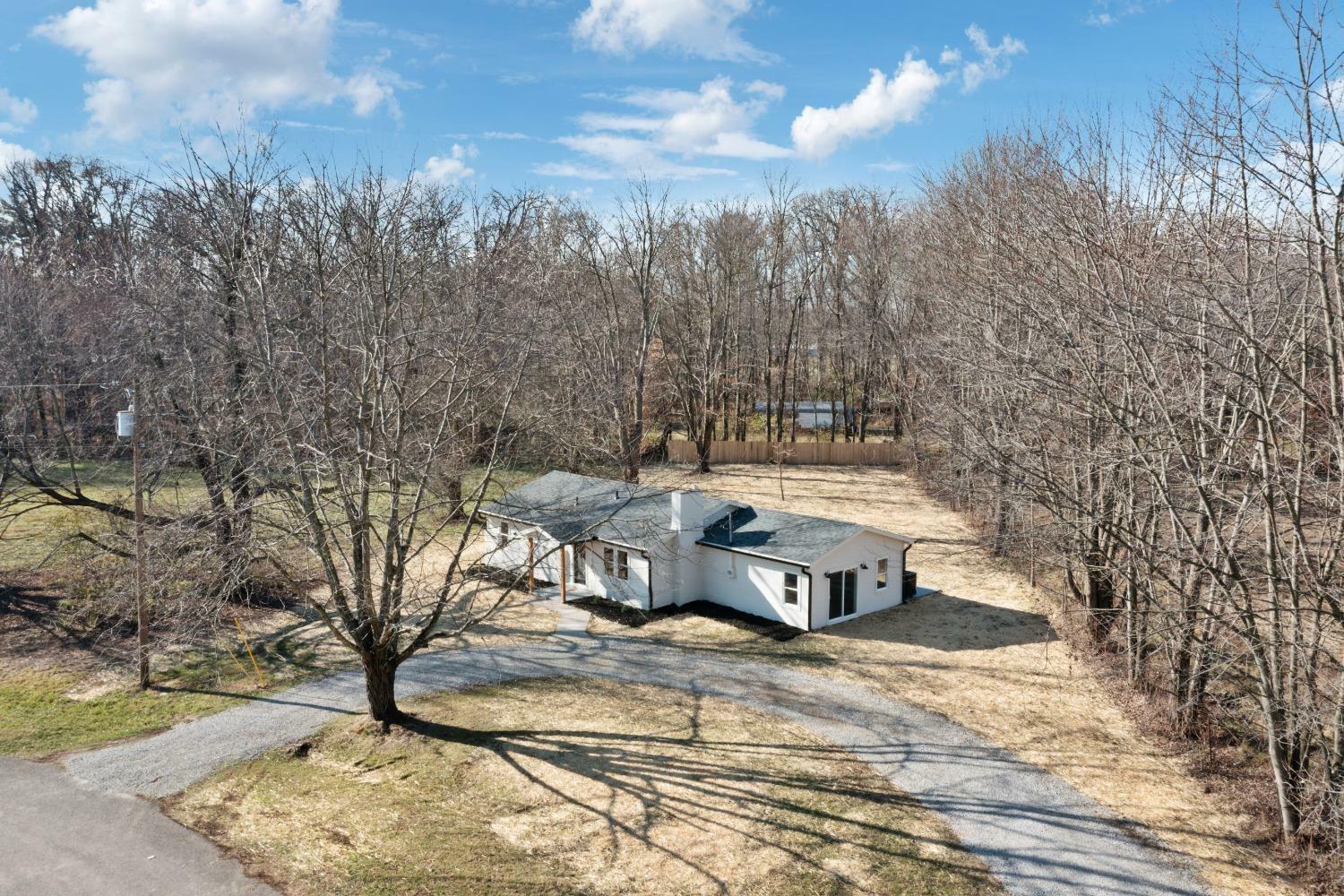 Property Photo:  475 Essen Dr  OH 45118 