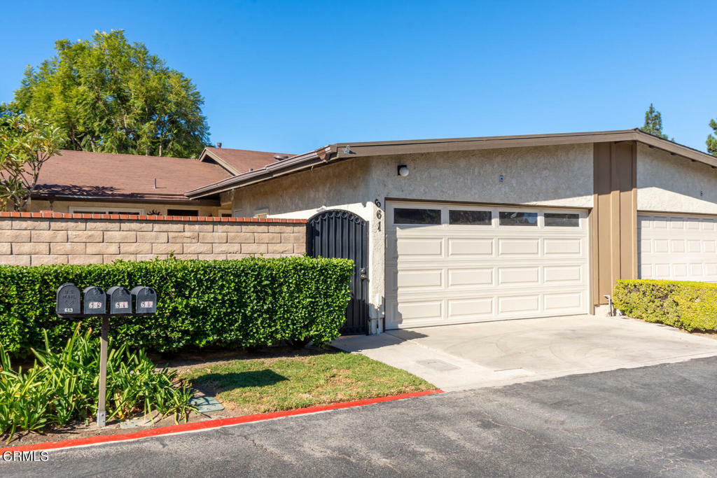 Property Photo:  661 Bandera Drive  CA 93010 