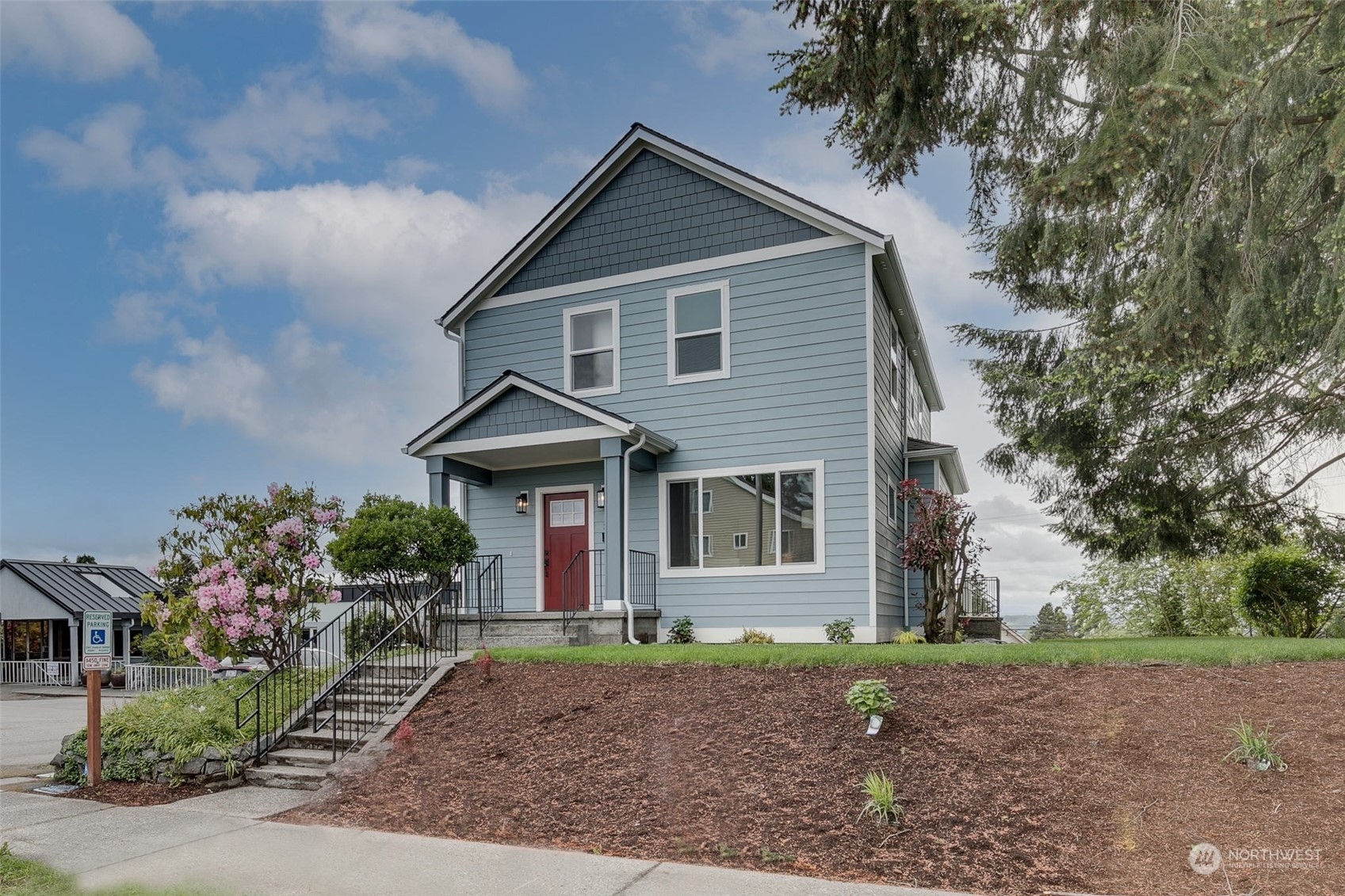 Property Photo: 3413 Colby Avenue WA 98201