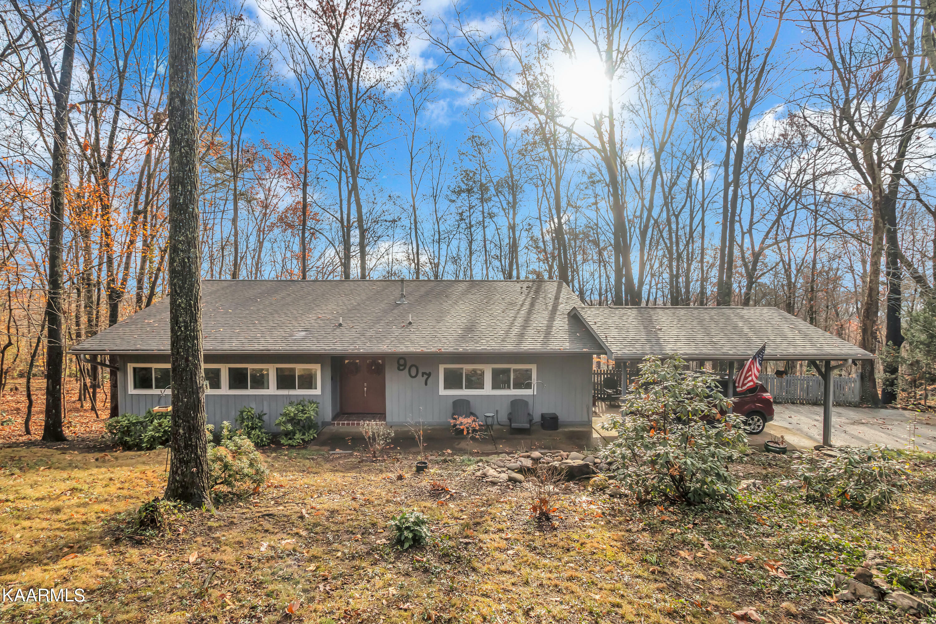 Property Photo:  907 W Outer Drive  TN 37830 