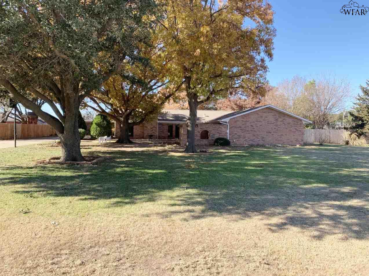 Property Photo:  1416 Red Fox Lane  TX 76354 