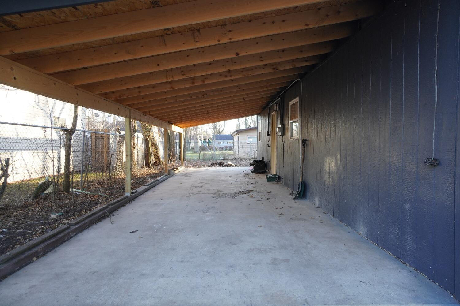 Property Photo:  413 E 47th Place  IN 46409 