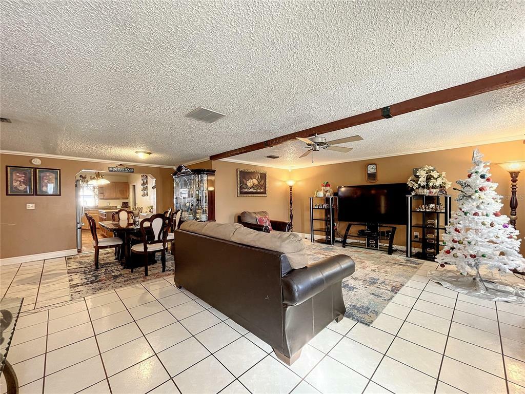 Property Photo: 8305 Drycreek Drive FL 33615