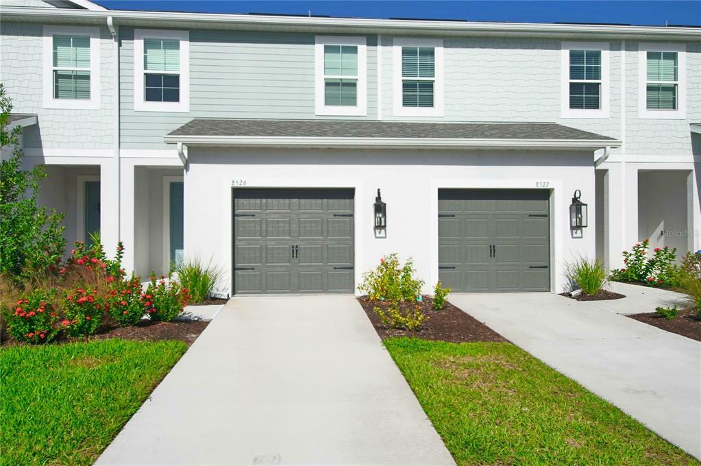 Property Photo:  8526 Canyon Creek Trail  FL 34219 