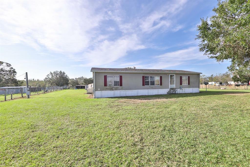 Property Photo:  11061 Revell Road  FL 34219 