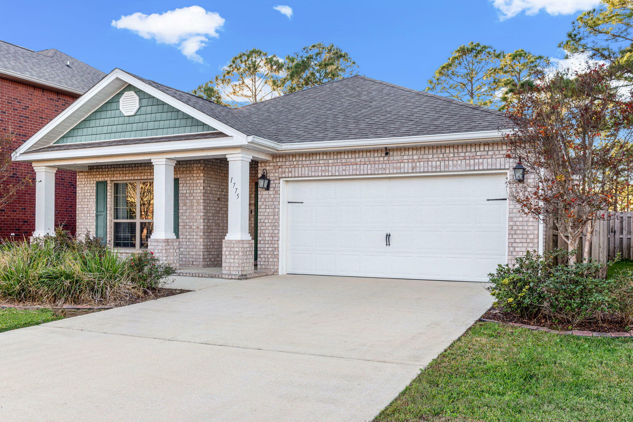 Property Photo:  1775 Brantley Drive  FL 32563 