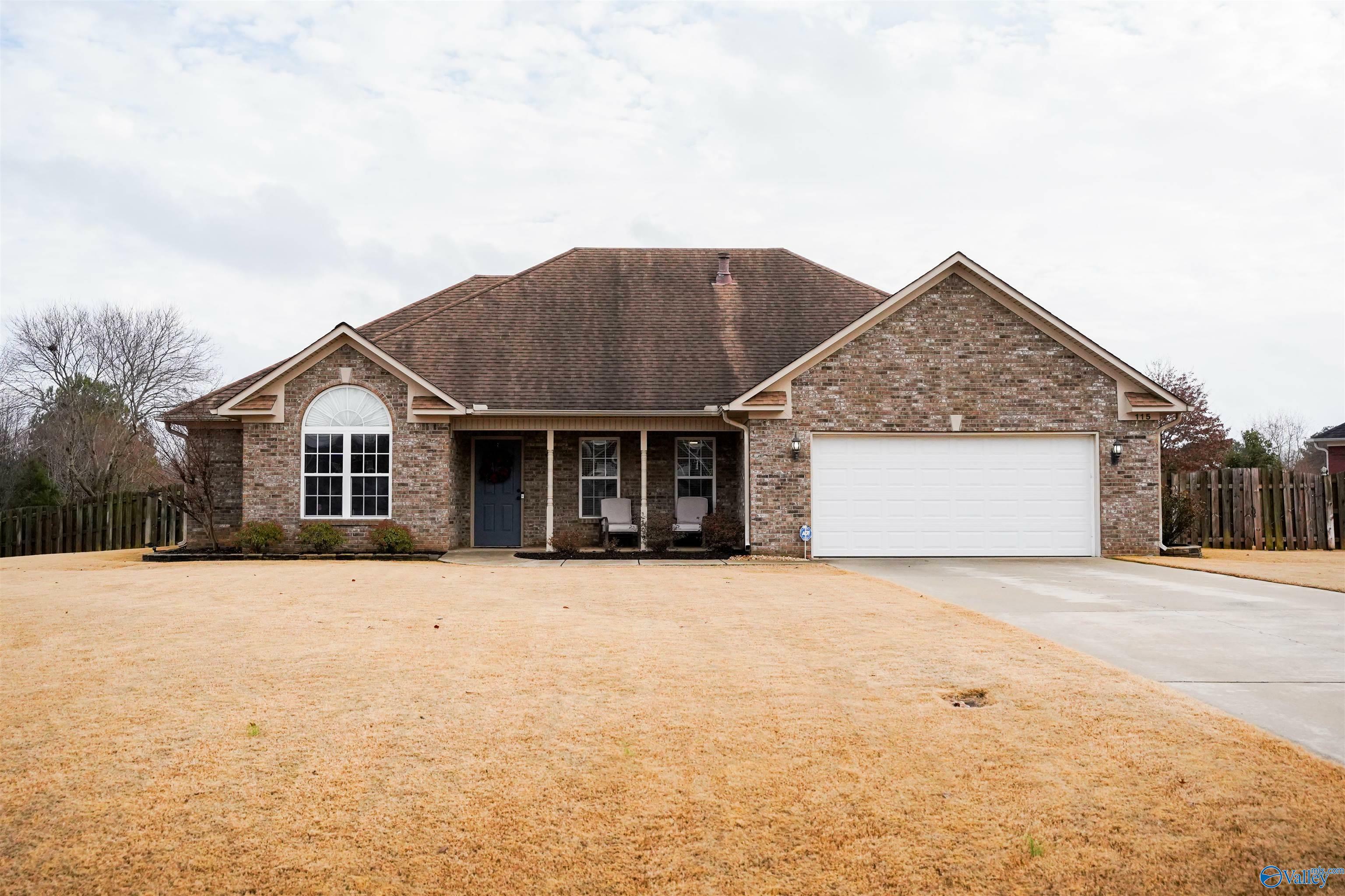 Property Photo: 115 Meadow Pond Lane AL 35757