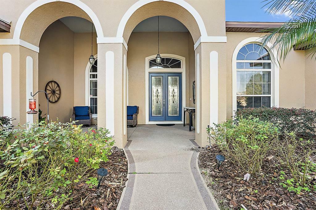 Property Photo:  7300 Otter Creek Court  FL 34797 