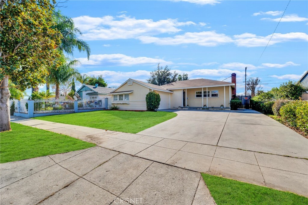 Property Photo:  7841 McNulty Avenue  CA 91306 