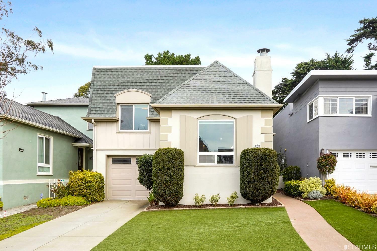 Property Photo: 116 Wilshire Avenue CA 94015