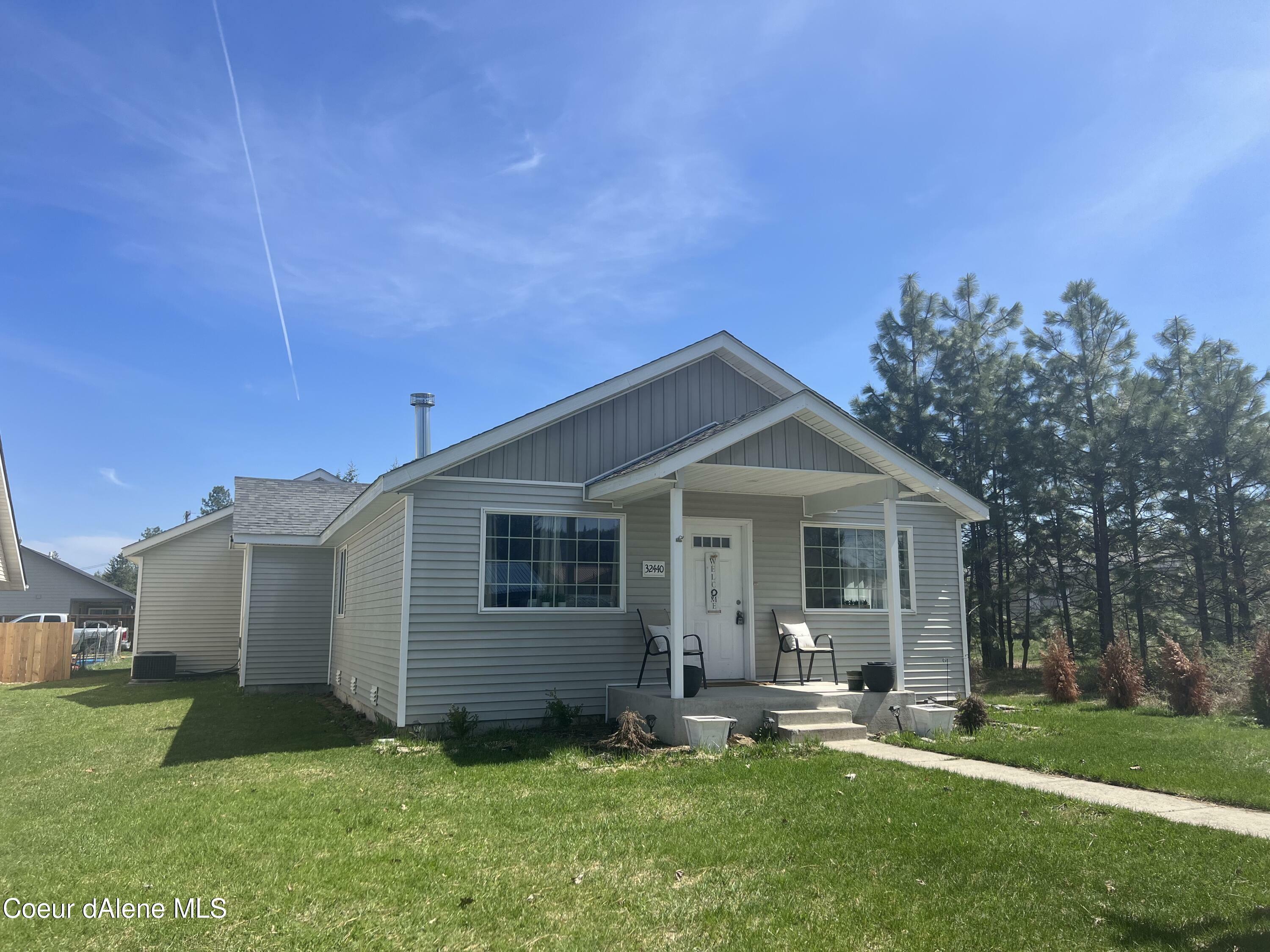 32440 N 9th Ave  Spirit Lake ID 83869 photo