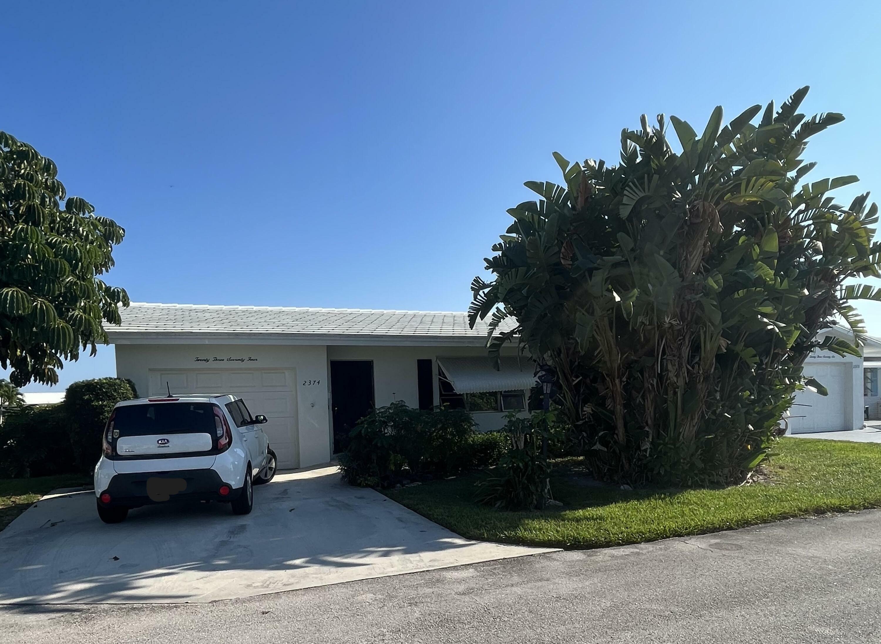 2374 SW 11th Avenue  Boynton Beach FL 33426 photo