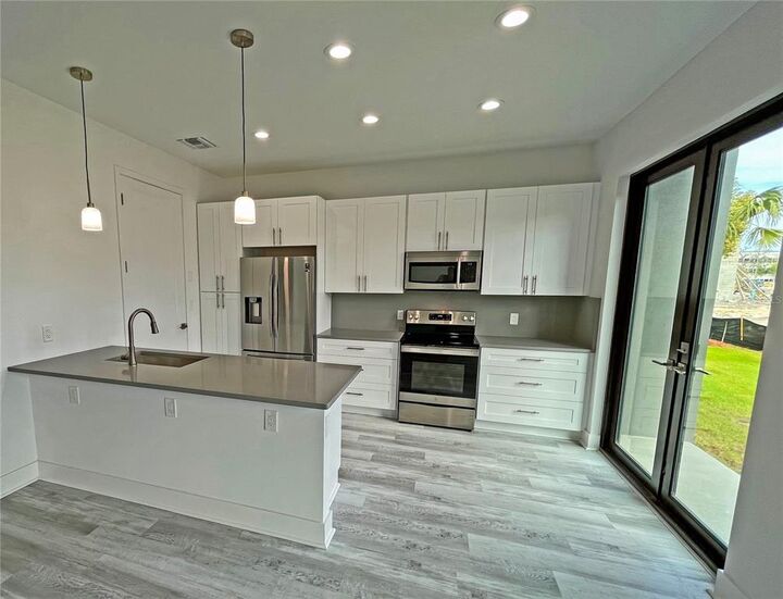 Property Photo:  8717 Palm Ranches Place  FL 33614 