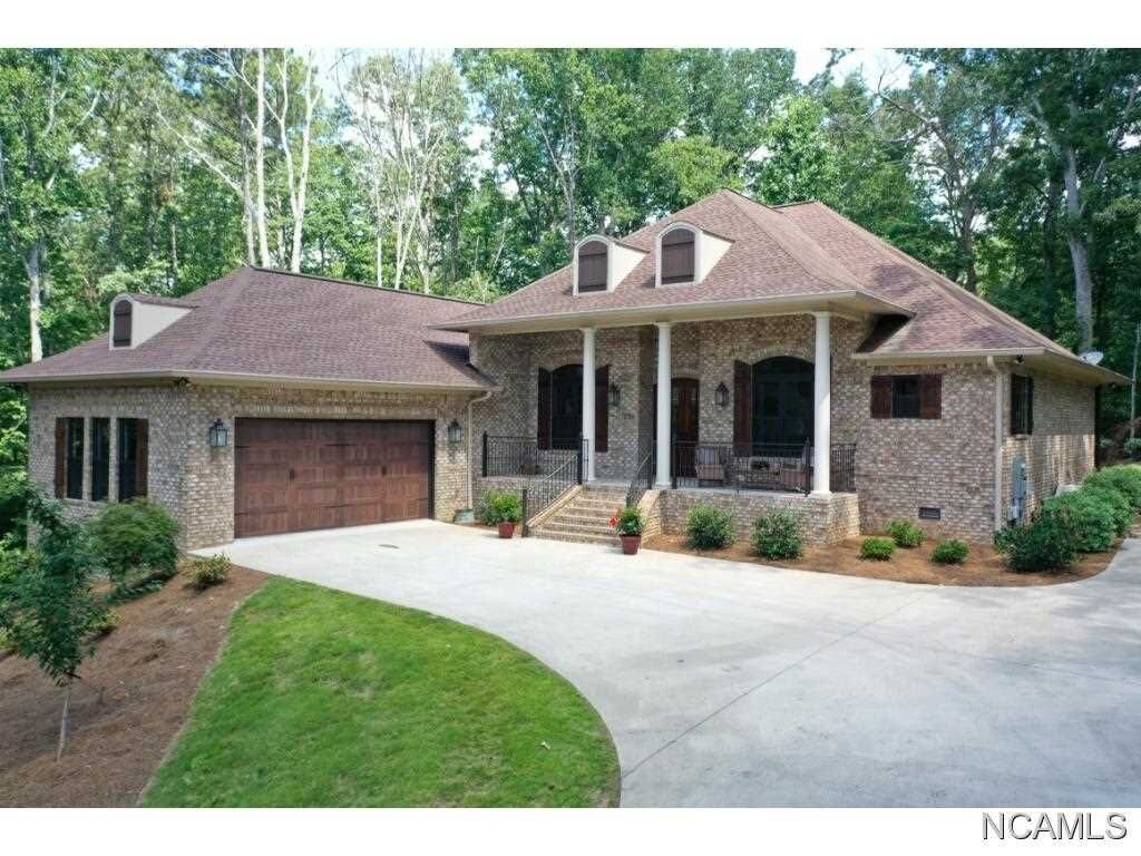 Property Photo:  236 Fairway Dr  AL 35057 - CULLMAN 