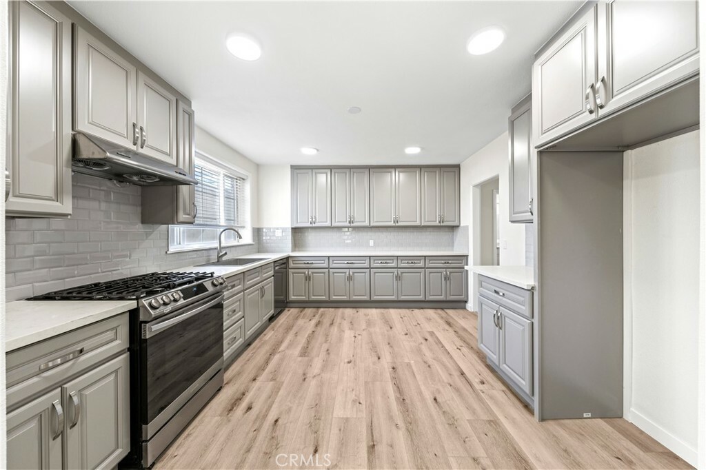 Property Photo: 4480 Laro Lane CA 92886