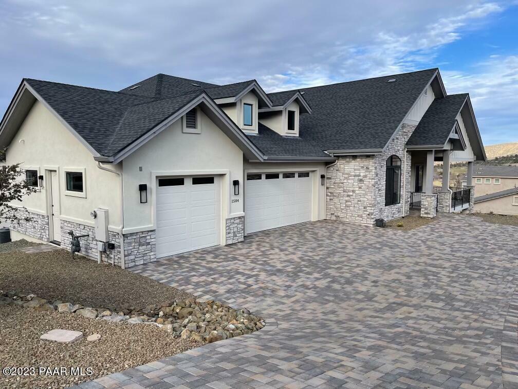 Property Photo: 1352 Northridge Drive AZ 86301