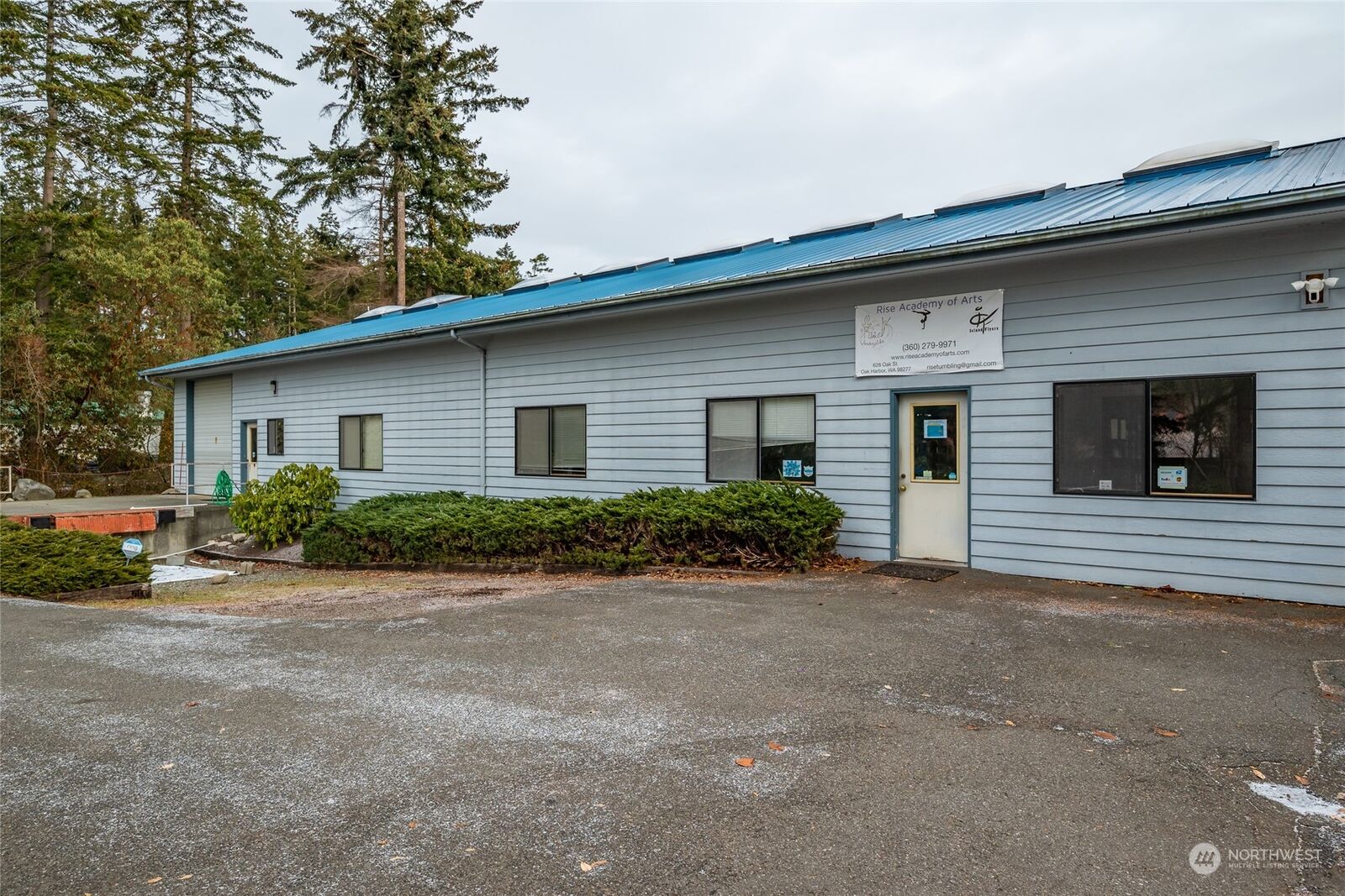 Property Photo: 628 Oak Street WA 98277