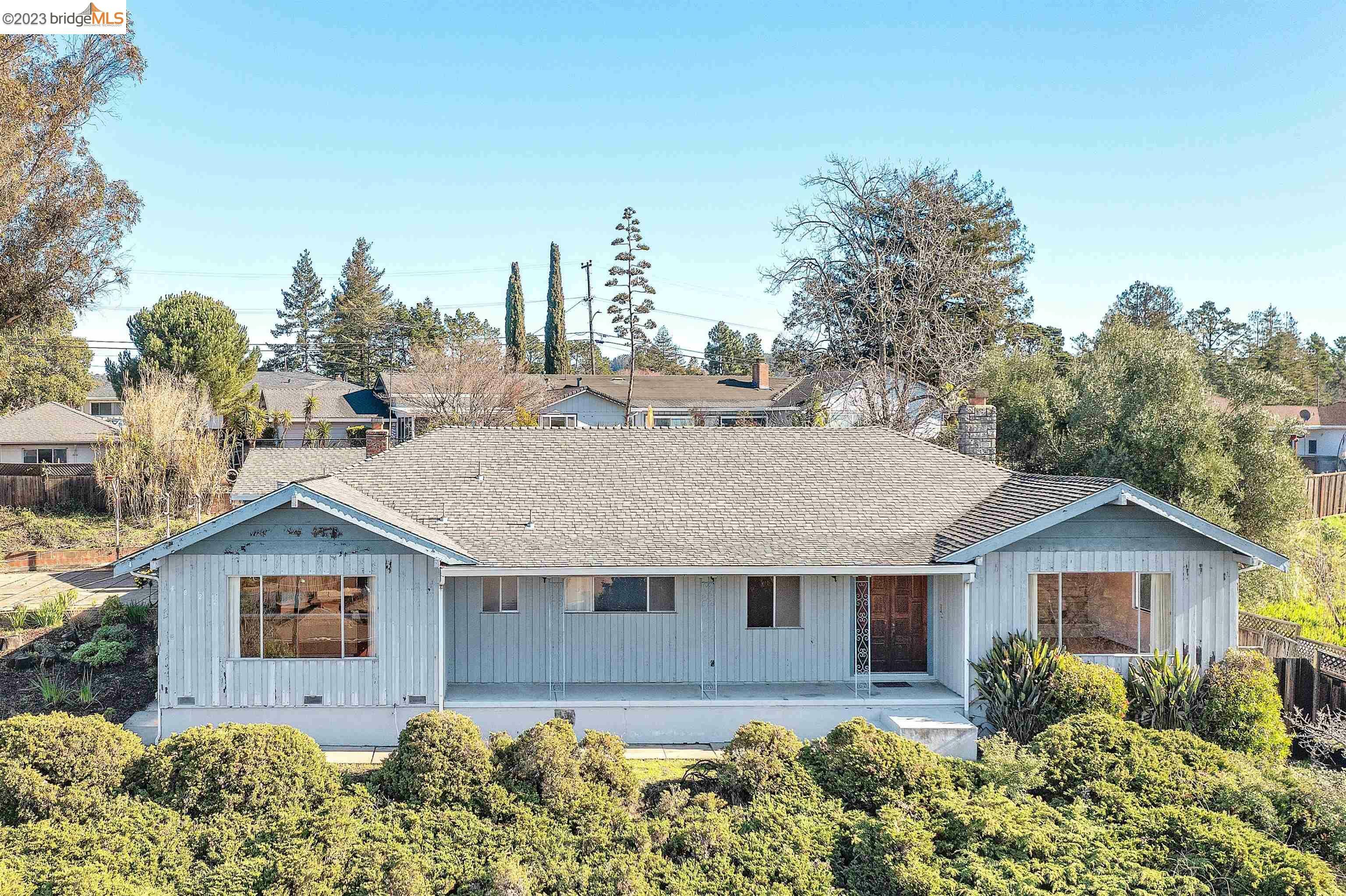 Property Photo:  4222 Roderick Rd  CA 94605 