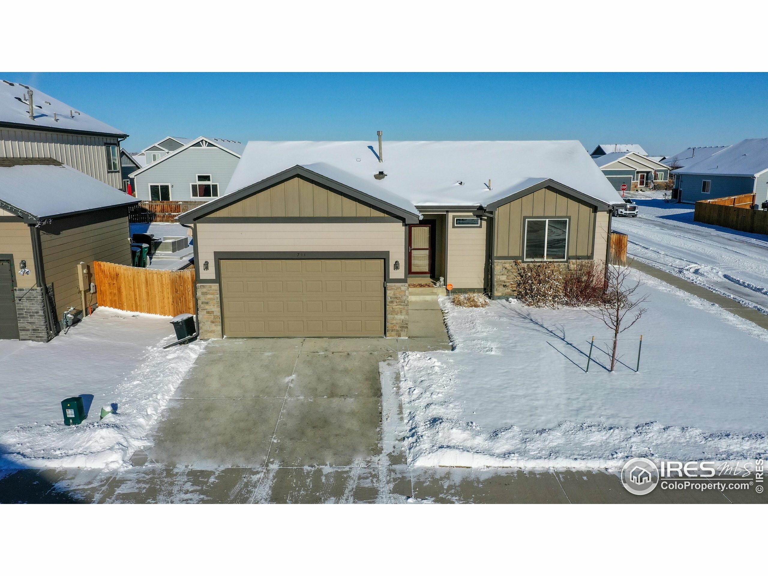 Property Photo:  794 S Pioneer Dr  CO 80543 