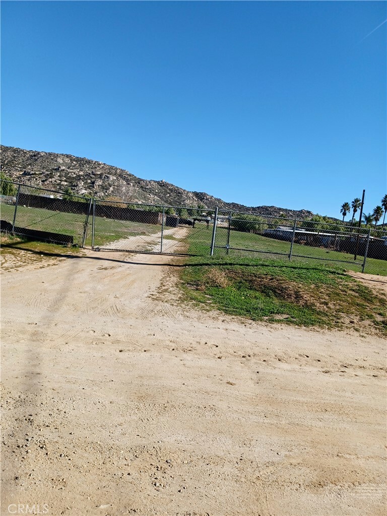 24080 Agate Lane  Homeland CA 92548 photo