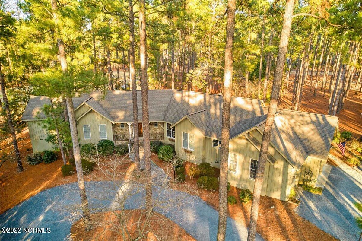 Property Photo:  14 Linton Court  NC 28374 