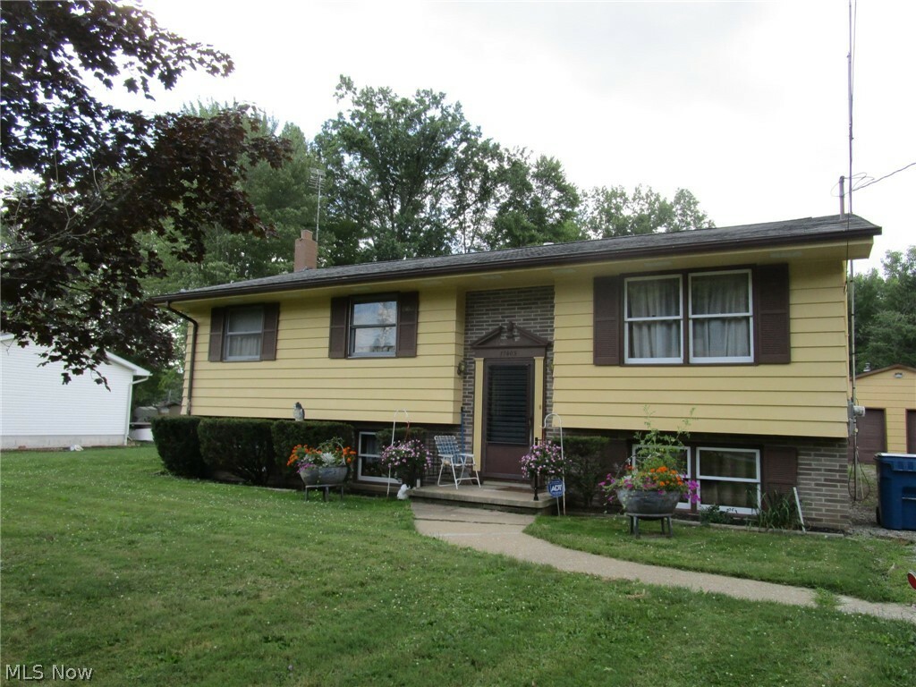 Property Photo:  17403 Wick Avenue  OH 44429 