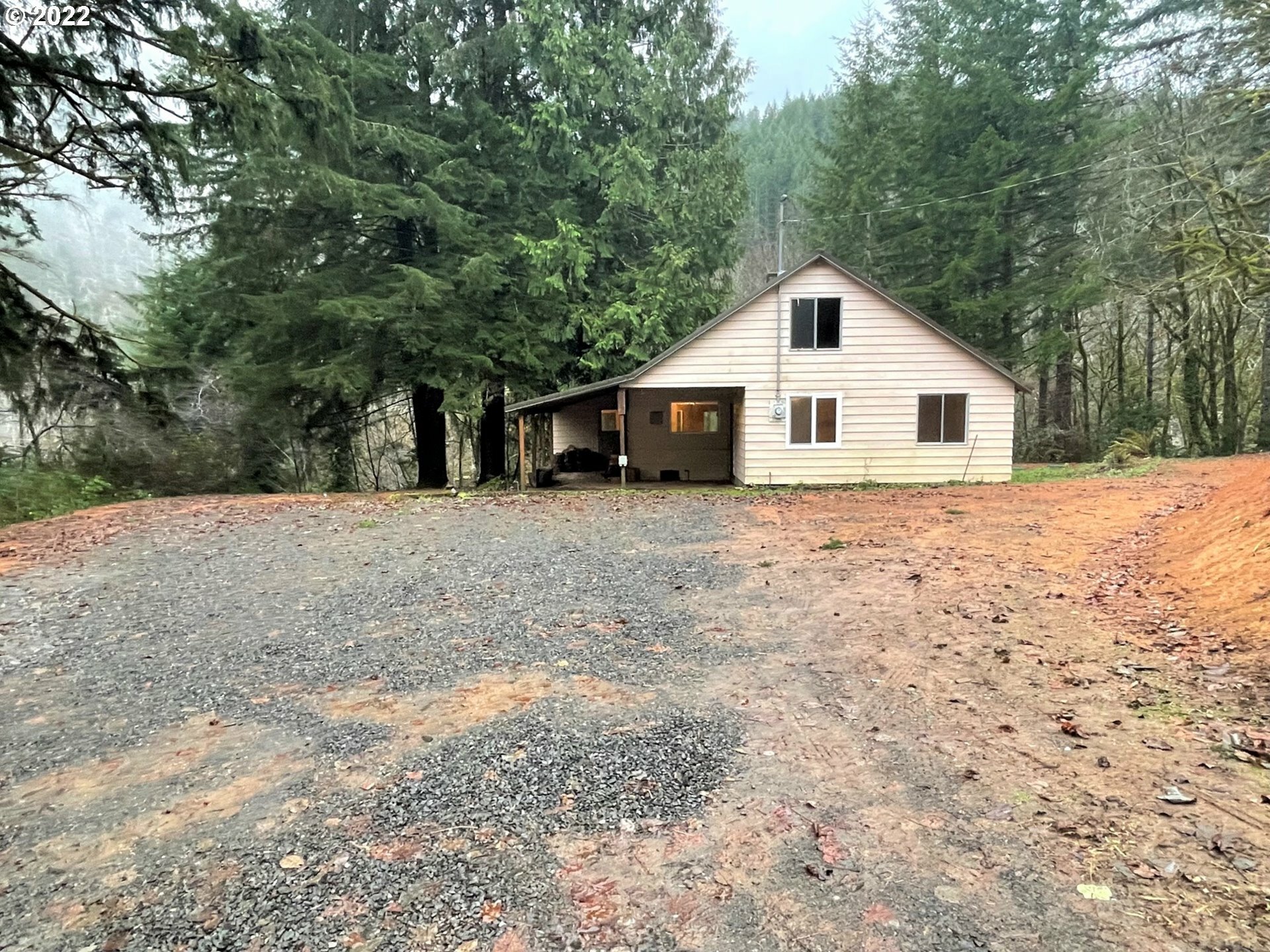 Property Photo:  89767 Indian Creek Rd  OR 97480 