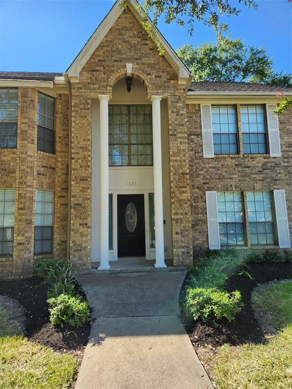 Property Photo: 1323 Falling Leaf Lane TX 77586