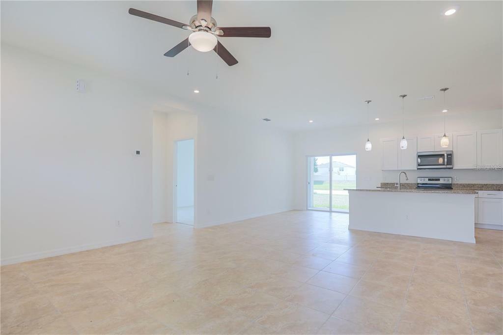 Property Photo:  118 Pompei Drive  FL 34758 