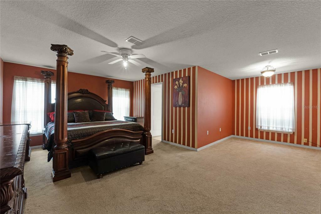 Property Photo:  7750 Tanbier Drive  FL 32818 