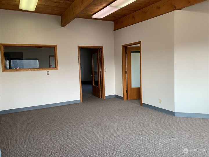 Property Photo: 2418 California Street WA 98201