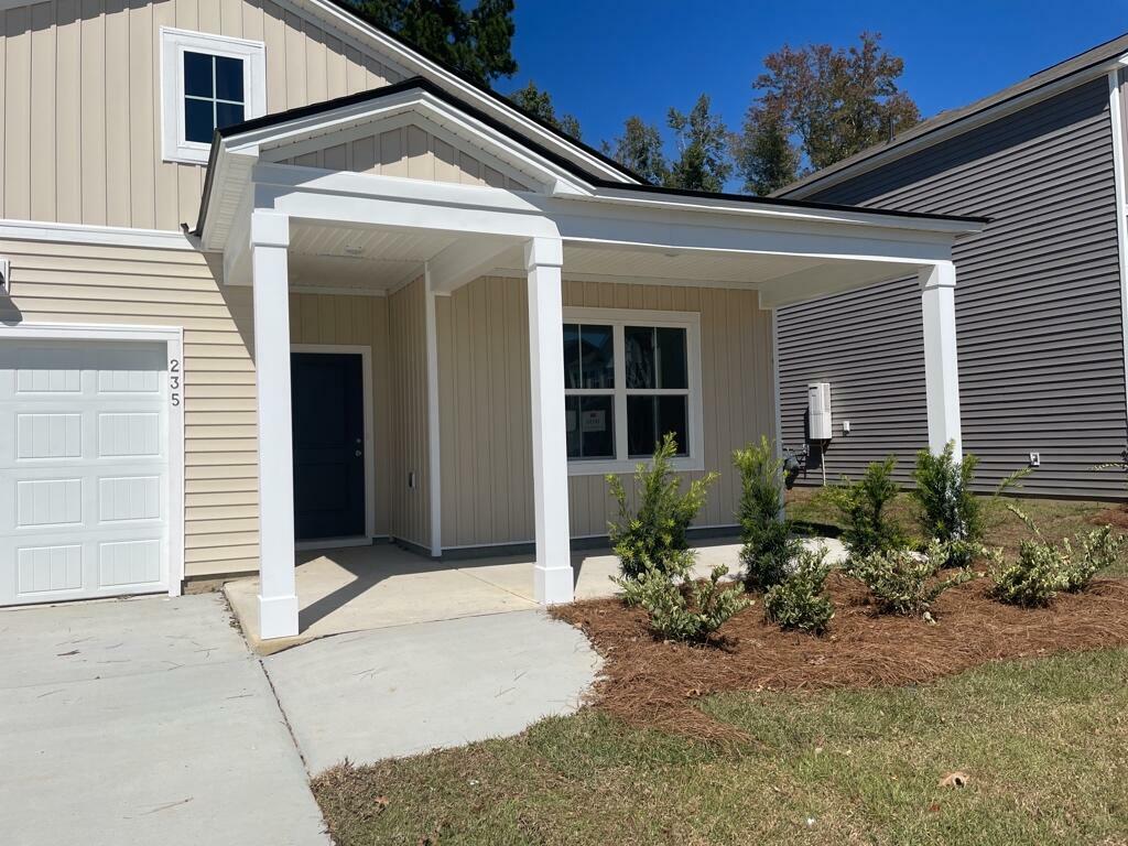 Property Photo:  235 W Bradford Pointe Drive  SC 29486 