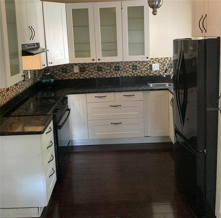 Property Photo: 301 W Osborne Avenue FL 33603