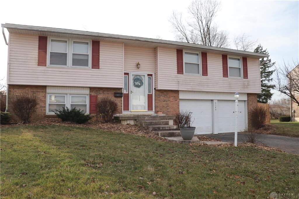 Property Photo:  6140 Weybridge Drive  OH 45426 