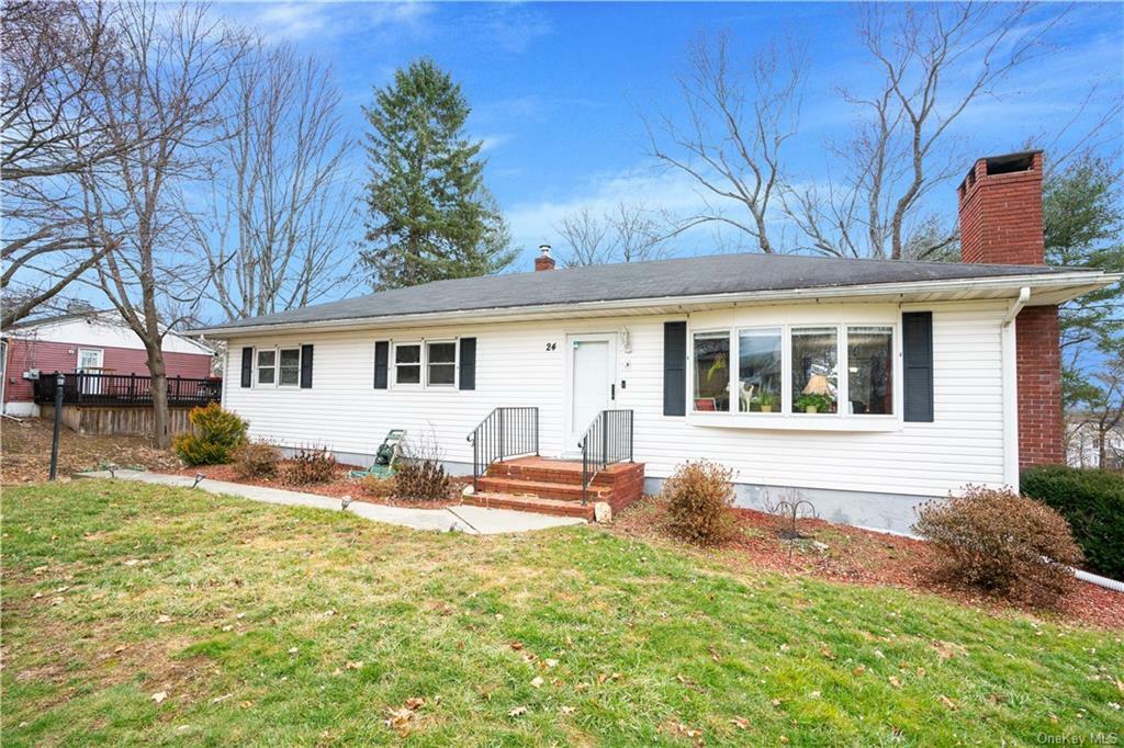 Property Photo:  24 Robin Hill Drive  NY 12603 