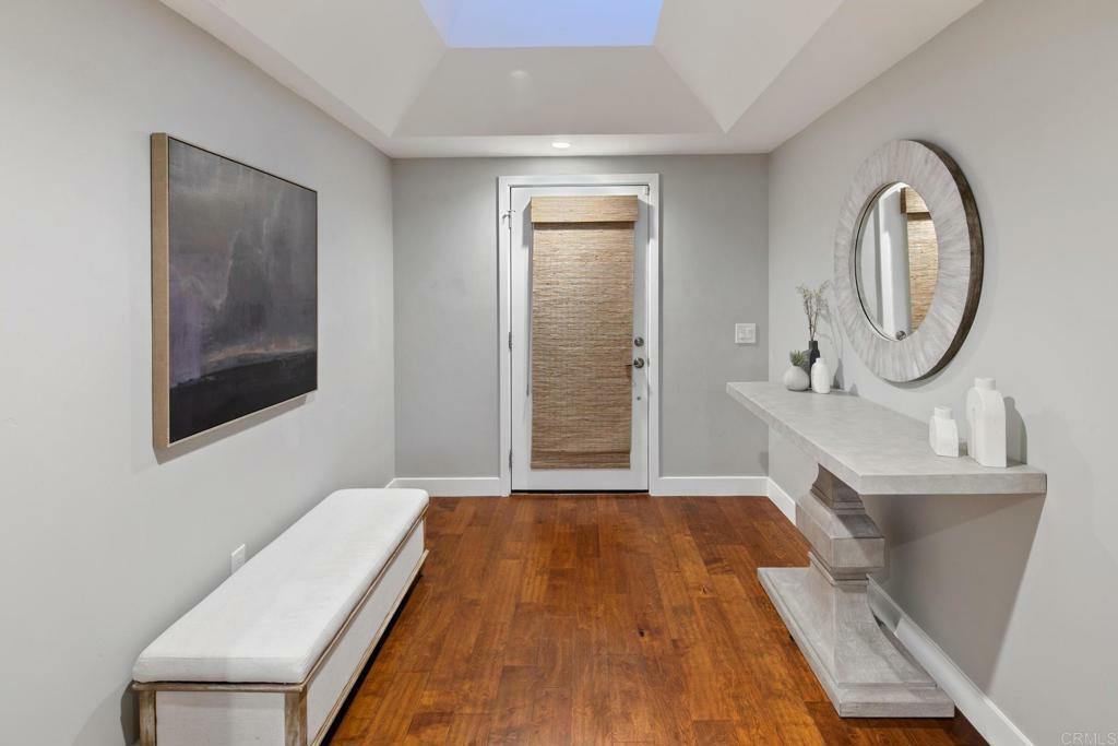 Property Photo: 5206 Soledad Rd CA 92109