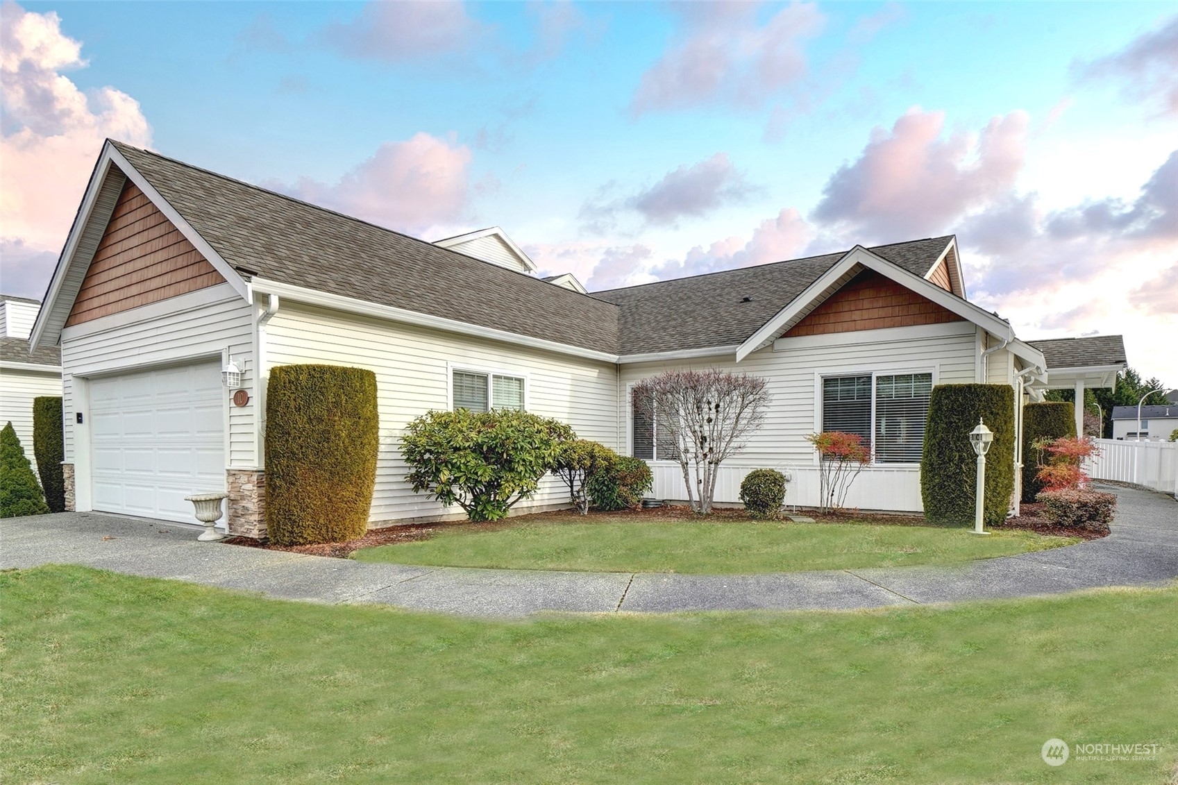 Property Photo:  1301 67th Street SE 1C  WA 98092 