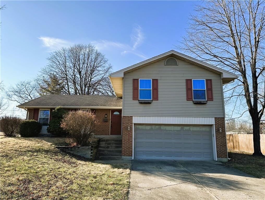 Property Photo: 710 Spring Ridge Place OH 45458