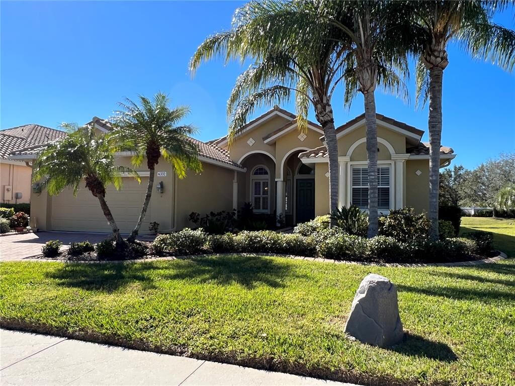 Property Photo:  6332 41st Court E  FL 34243 