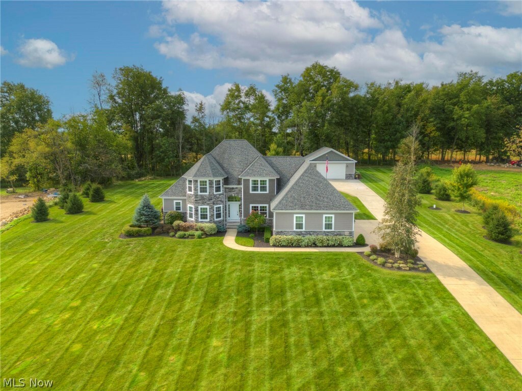 Property Photo: 2974 Meadow Creek Drive OH 44202