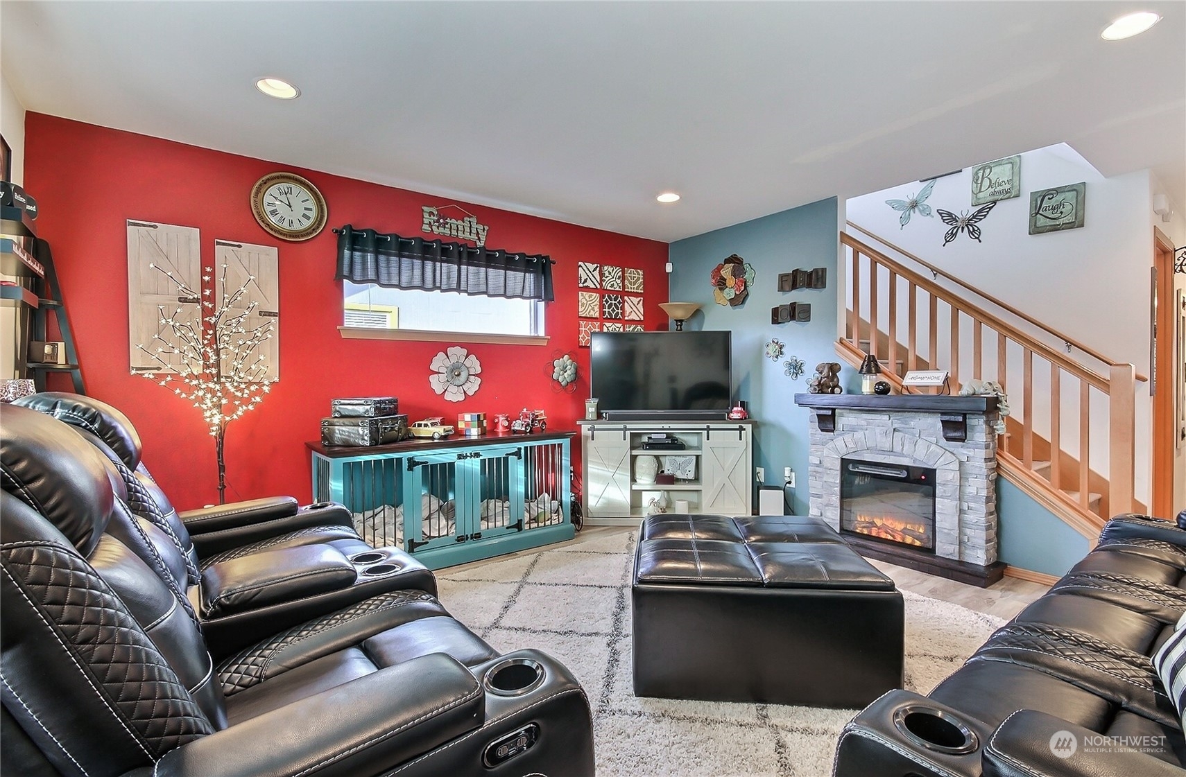 Property Photo: 911 E 61st Street WA 98404