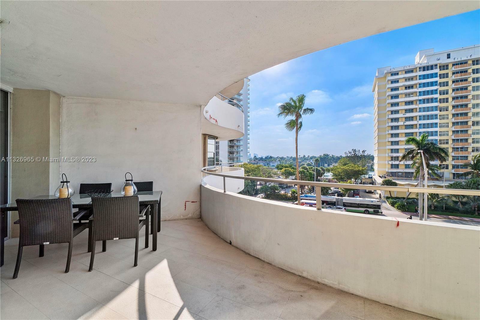 Property Photo:  5555 Collins Ave 5T  FL 33140 