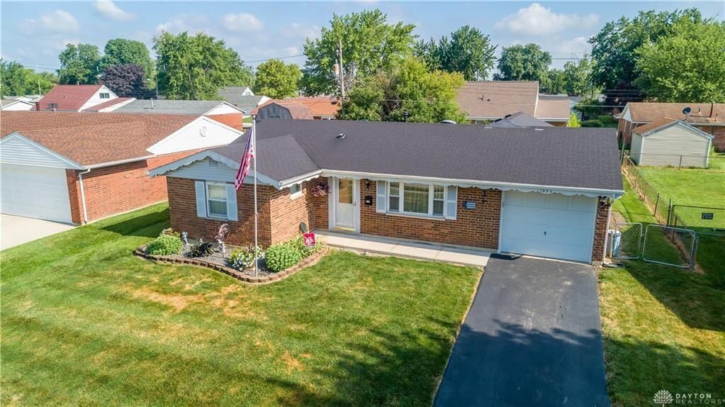 Property Photo: 1504 Amherst Street OH 45356