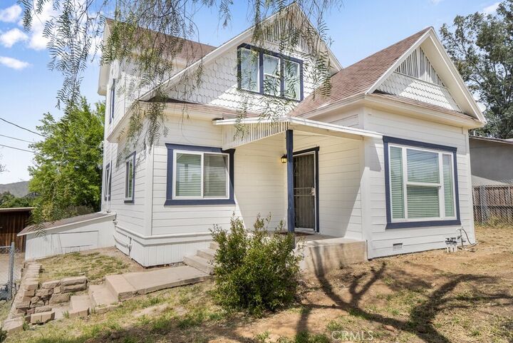 Property Photo:  1849 N Orange Street 3  CA 92501 