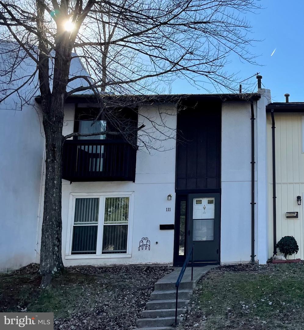 111 Woodgate Court  Sterling VA 20164 photo