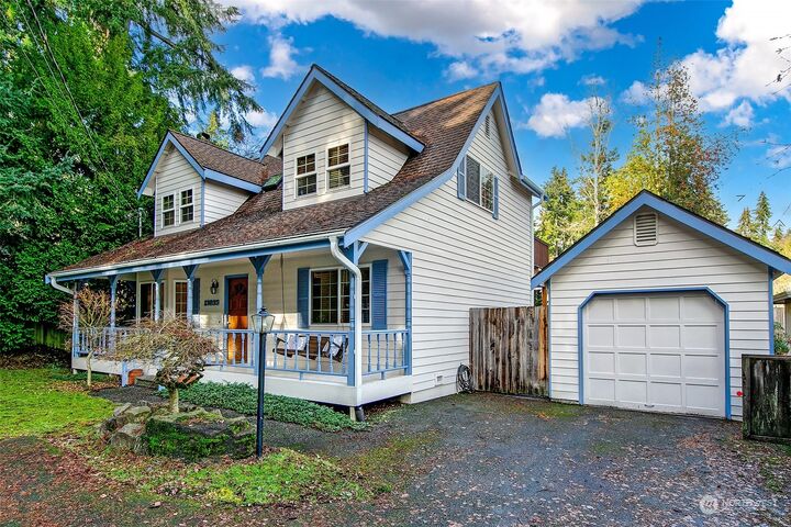 Property Photo: 13033 3rd Avenue NE WA 98125